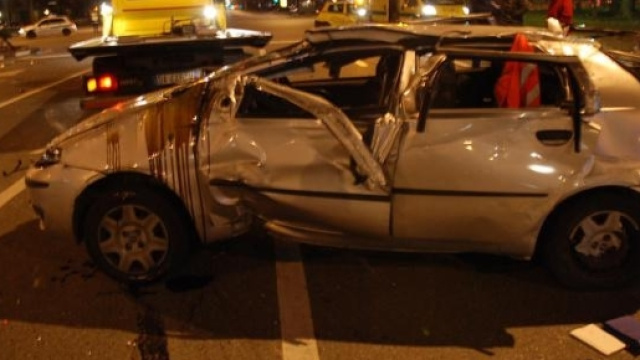 L'auto dove ha trovato la morte la bambina