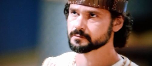 Daniel &eacute; jogado na jaula dos le&otilde;es ap&oacute;s uma arma&ccedil;&atilde;o de outros l&iacute;deres