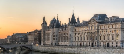 The History Of La Conciergerie In 1 Minute - theculturetrip.com