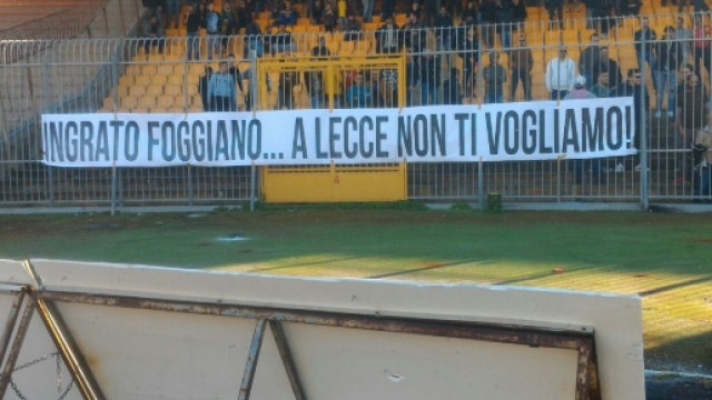 I tifosi che contestarono Padalino la settimana scorsa.