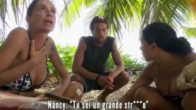 Isola dei famosi, lo scontro tra Nancy e Simone