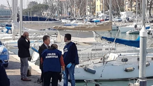 Lo scorso 25 marzo &egrave; stato trovato un trolley con un cadavere al porto di Rimini: si &egrave; pensato fosse la cinese scomparsa in crociera. Foto: youtube.