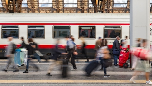 Trenitalia, cambia l'offerta CartaFRECCIA young e senior