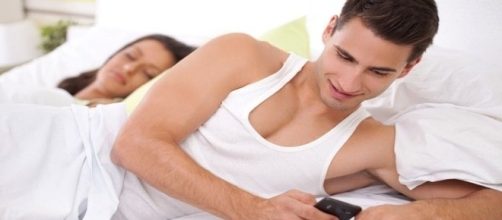 O ato de ser infiel &eacute; um problema para muitas rela&ccedil;&otilde;es