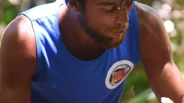 Isola dei Famosi: Simone Susinna vota Malena