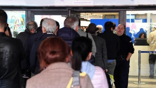 Oggi, alla Camera, presentato il problema dei debiti degli Italiani