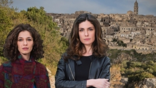 Sorelle con Anna Valle: anticipazioni e replica della penultima puntata