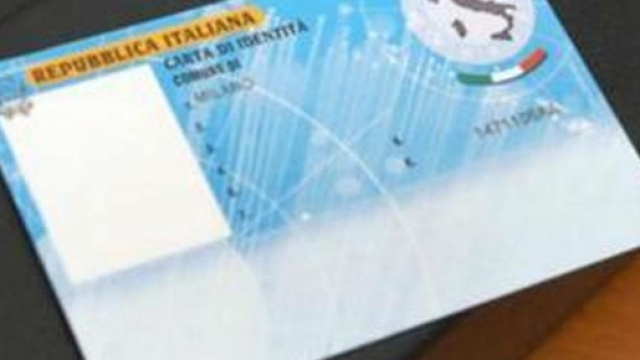 Addio vecchia carta d'Identit&agrave;: ecco ​la nuova elettronica