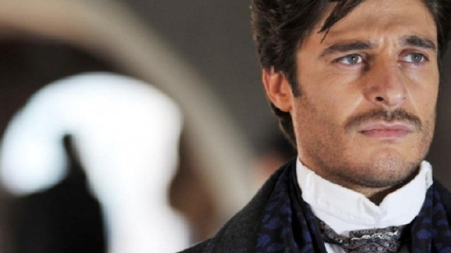 Lino Guanciale: &laquo;Mai una fiction Mediaset&raquo; - VanityFair.it - vanityfair.it