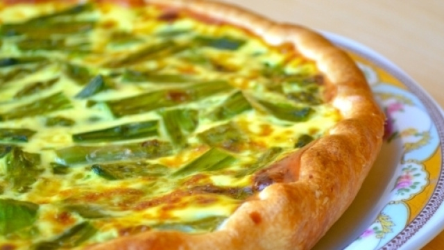 Torta del picnic con asparagi di Anna Moroni