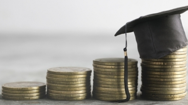 Detraibilit&agrave; spese universitarie: ecco tutti i chiarimenti forniti dall'Agenzia delle Entrate con la guida al 730/2017 pubblicata nei giorni scorsi