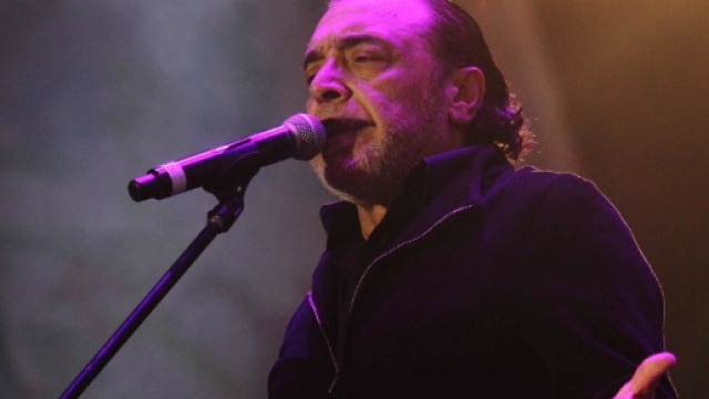 Nino Frassica vince il premio &ldquo;Satira politica&rdquo; | TV Sorrisi e Canzoni - sorrisi.com