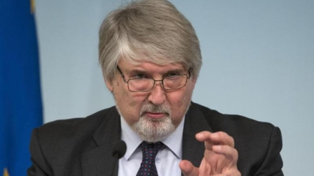 Pensioni anticipate, &egrave; giallo sui tempi: APE a rischio rinvio - lastampa.it