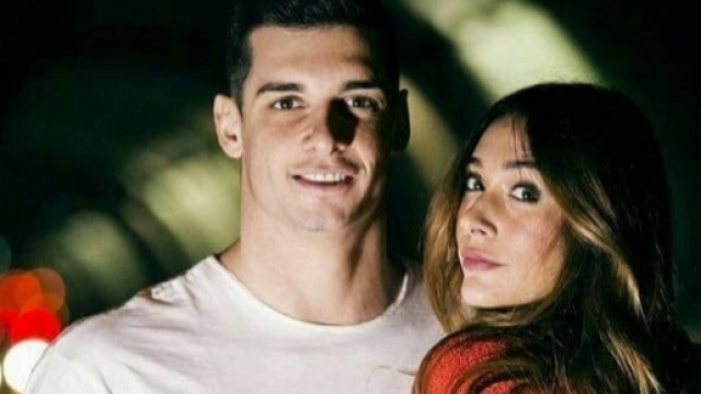 Sonia Lorenzini annuncia di aver adottato un gattino