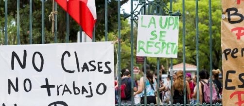 UPDATE #HedgePapers No. 26 &ndash; Puerto Rico: Pain and Profit &laquo; Andrew ... - hedgeclippers.org