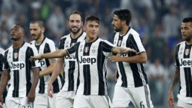 Allegri ha deciso il suo futuro. Intanto riflette sulla formazione ... - mondobianconero.com