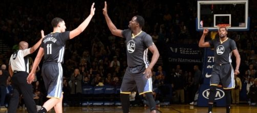Warriors Breeze Past Pelicans on Slate Night | Golden State Warriors - nba.com