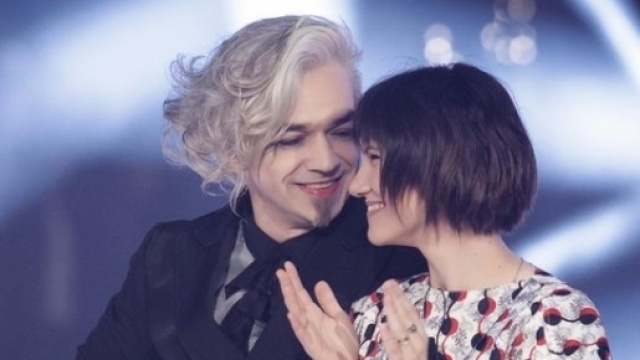 Amici, polemiche ed ironie dopo il calo degli ascolti | rockol.it