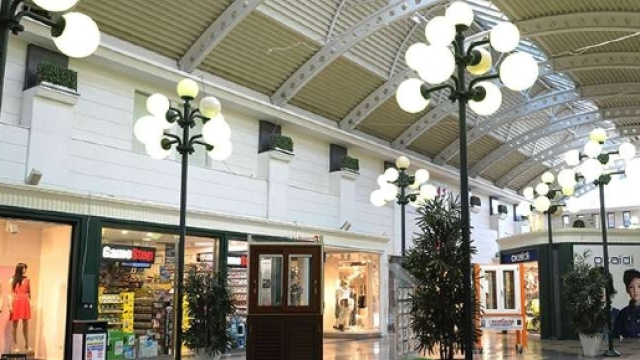 Nuovo centro commerciale a Napoli: le assunzioni previste saranno circa 500.
