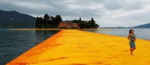 Christo&rsquo;s &ldquo;Floating Piers&rdquo; FAIR USE today.com Creative Commons