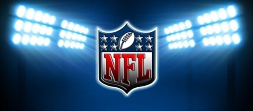 2017 is the season of the QB and many are looking to tear apart defenses this year - sportsbettingexperts.com