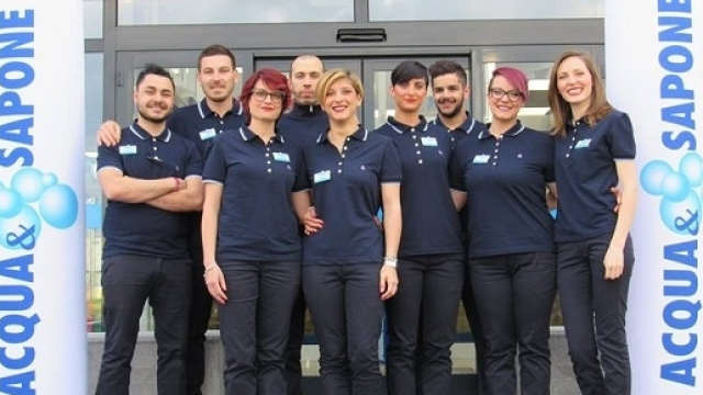 Acqua e Sapone lavora con noi posizioni aperte - Foto Pagina Ufficiale Facebook