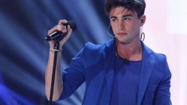 Amici, Ambra Angiolini ha cambiato idea in positivo su Riccardo Marcuzzo dopo le critiche del primo periodo