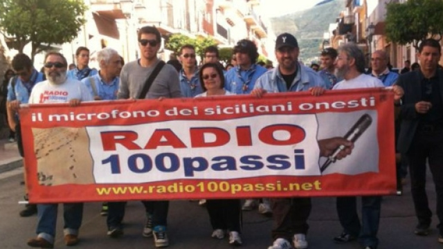 Anniversario morte Peppino Impastato: il corteo da Radio Aut a ... - palermotoday.it