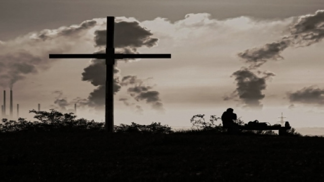 Nube tossica a Pomezia e morti anomale: l'inquinamento 'invade' il Lazio.