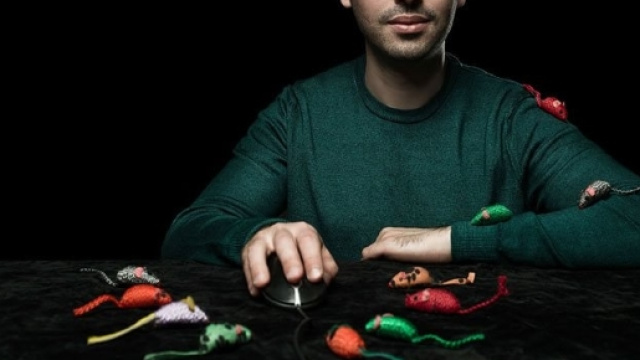 Salvatore Aranzulla: l'esperto tech che risolve ogni quesito. E ... - millionaire.it