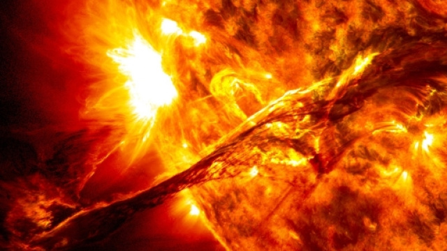 I buchi coronali potrebbero creare problemi soprattutto nel campo delle telecomunicazioni - datacenterjournal.com