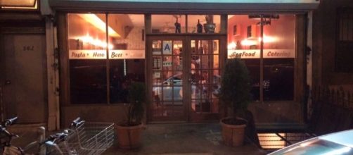 Desy's Clam Bar 562 Grand St, Brooklyn, NY 11211. ( Photo credit myself )