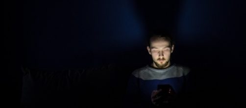 Modern life is making us lonelier / Photo creative commons via Pixabay