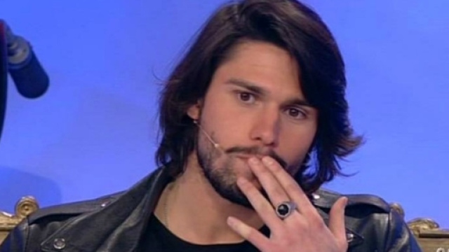 Luca Onestini Uomini e Donne prossimo alla scelta