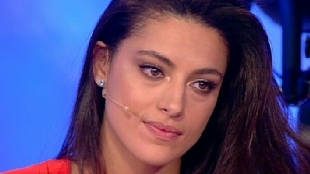 Uomini e Donne: Desir&eacute;e Popper abbandona il trono