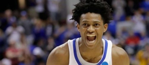 Fathers of De'Aaron Fox, Lonzo Ball show support in different ways ... - houstonchronicle.com