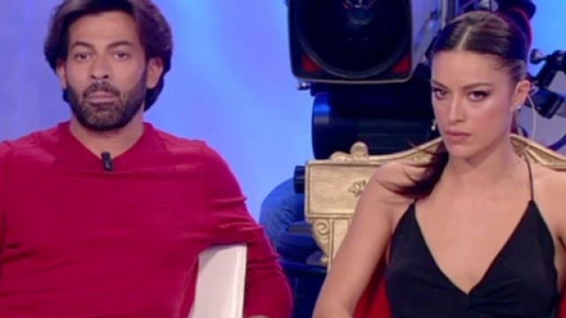 Uomini e Donne, Gianni Sperti contro Desir&eacute;e Popper dopo il clamoroso addio della tronista