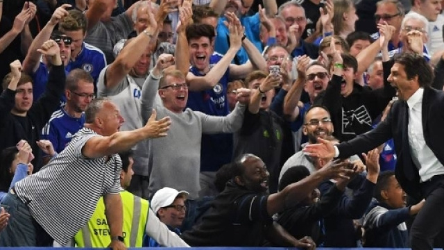 Conte gi&agrave; idolo al Chelsea dopo la vittoria del campionato