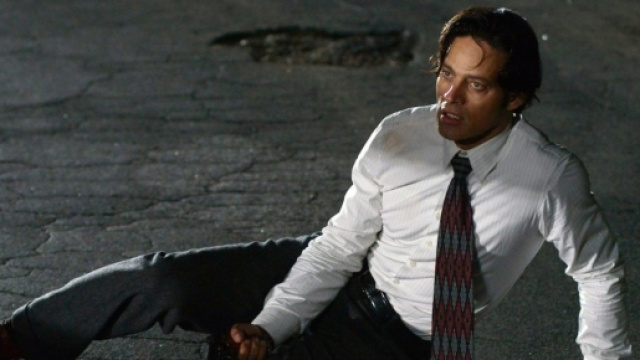 Gabriel Garko &egrave; il protagonista de L'Onore e il Rispetto 5 nei panni del malavitoso Tonio Fortebracci.