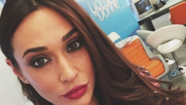 Uomini e Donne, l'ex tronista Sonia Lorenzini attacca Luca Onestini dopo la scelta di Soleil