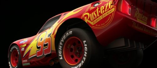 Cars 3 &ldquo;Rivalry&rdquo; Official Trailer | Disney Video | Singapore - disney.sg