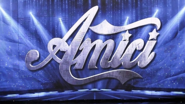 Amici 16 vincitore finale: il favorito