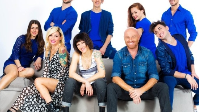Amici 2017: la sorpresa della Squadra Blu ad Elisa.