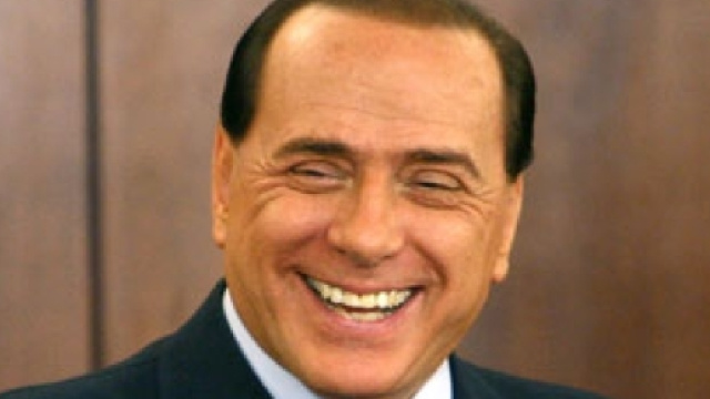 Berlusconi promette di alzare le pensioni minime a 1000 euro