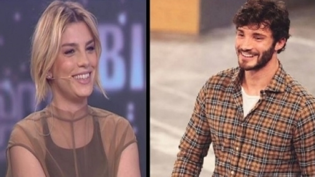 Emma Marrone e Stefano De Martino: la loro complicit&agrave; in tv manda in tilt i fan.