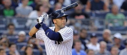 Photo: Yankees' Derek Jeter | fansided.com (sourced via Blasting News Library)