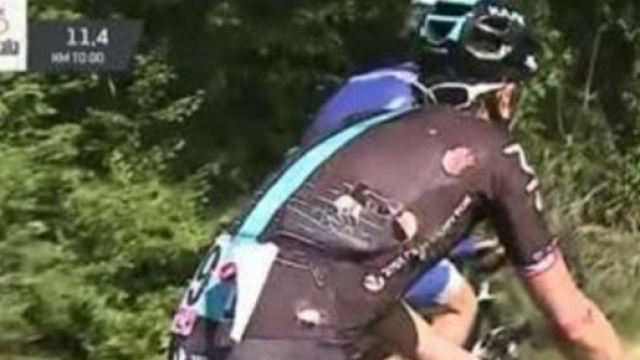 Geraint Thomas sul Blockhaus dopo la caduta