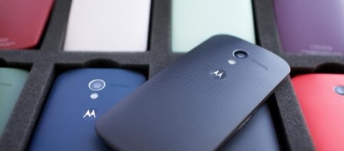 Moto X SIM-Free Price Cut To &pound;300 In UK | Know Your Mobile - knowyourmobile.com