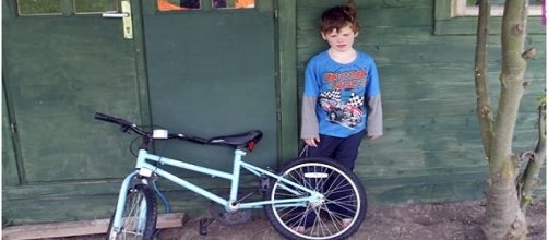 Kids in Padlocked House/Photo Via Barcroft TV, YouTube