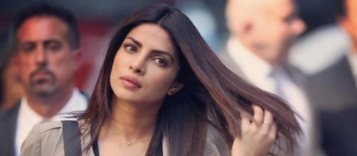 Priyanka Chopra is on a downright luxurious beach vacation. See ... - hindustantimes.com